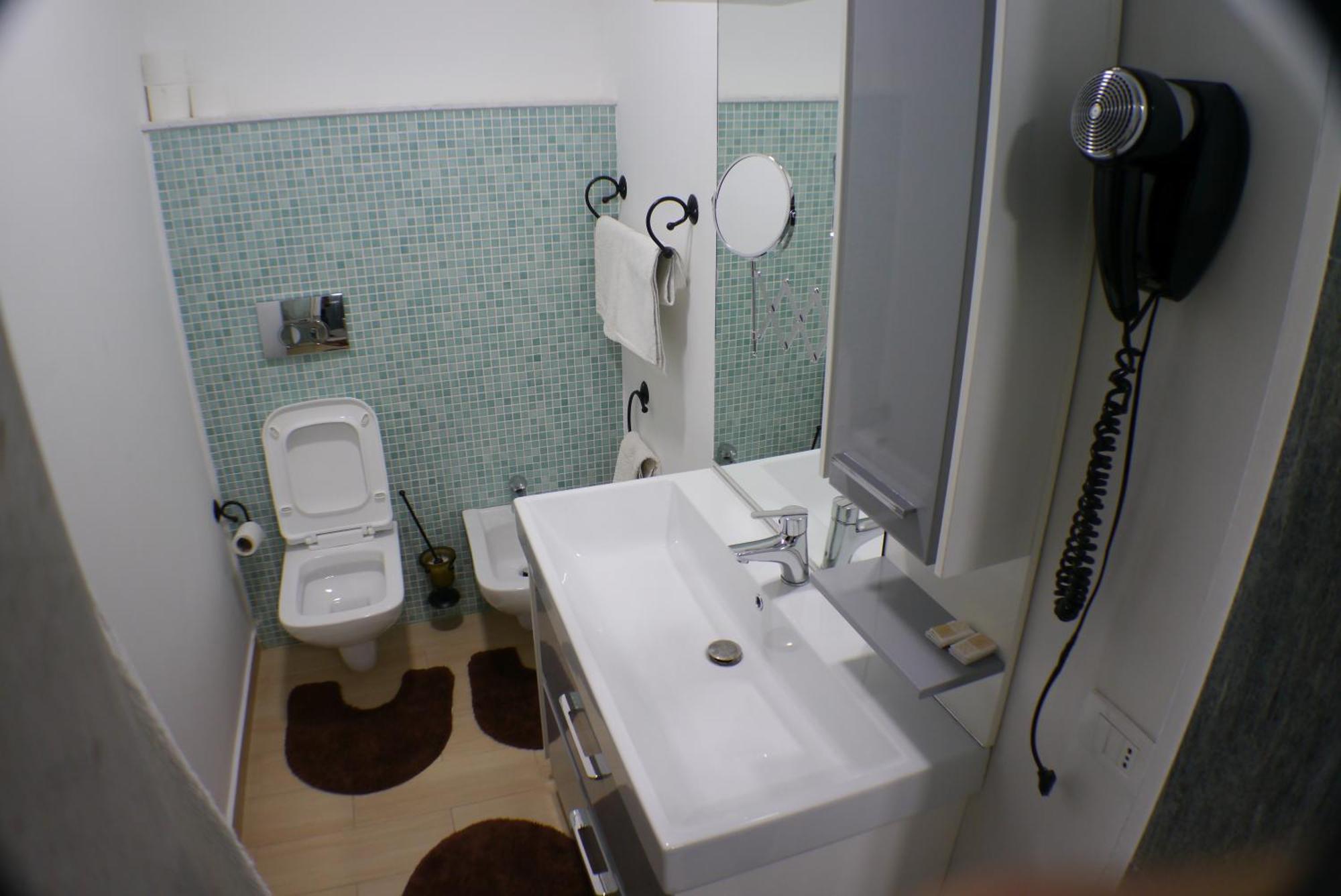 Espana Hotel 3*
